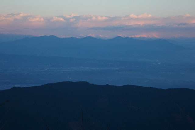 tanigawa-mountain-range-01-large.jpg